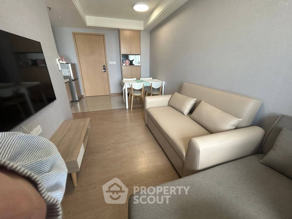 รูป คอนโด 1 ห้องนอน 26th Floor 33 ตร.ม. ที่ Regal Sathon-Naradhiwas ใกล้สาธร (ID 2841759) - รูปที่ 17/19