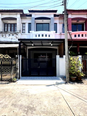 ทาวน์โฮม MRT คลองบางไผ่ : ขายทาวน์เฮ้าส์/ทาวน์โฮม  บ้านบุศรินทร์ จันทร์ทองเอี่ยม รีโนเวทใหม่ MRT-บางพลู บางรักพัฒนา บางบัวทอง นนทบุรี CX-152039 ✅ ทักไลน์ @connexproperty ตอบทันที ทีมงานมืออาชีพ ✅