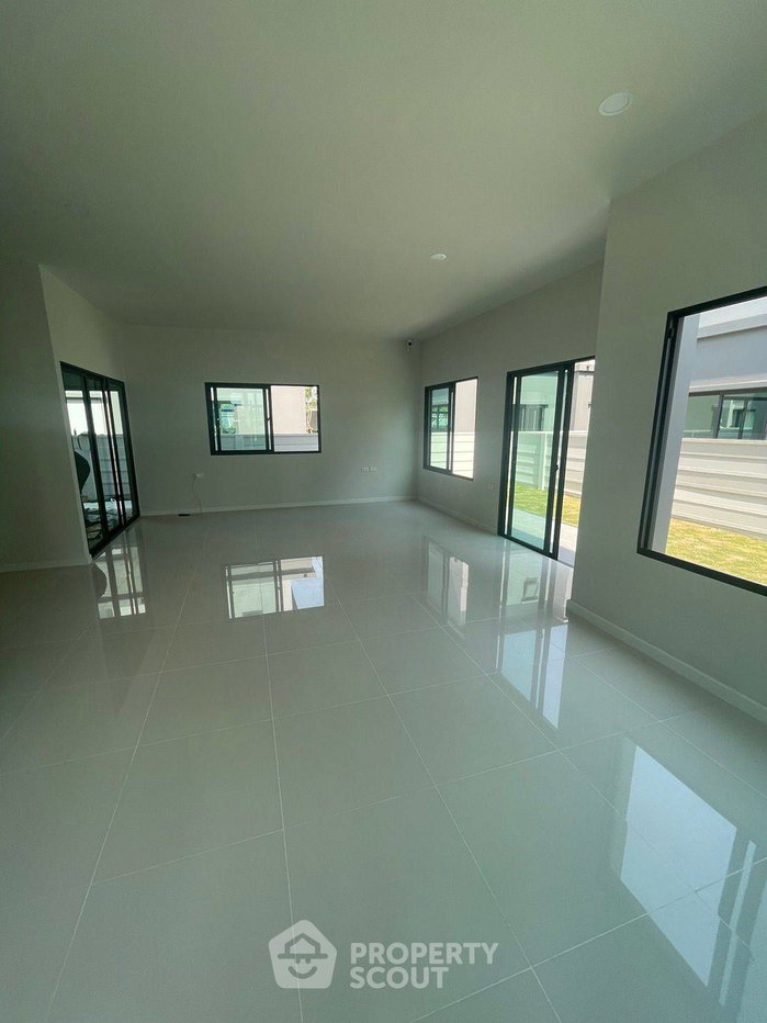 รูป บ้านเดี่ยว 4 ห้องนอน ขาย, แกรนด์ บริทาเนีย พระราม 9, ลาดกระบัง (ID 1357912) - รูปที่ 9/15