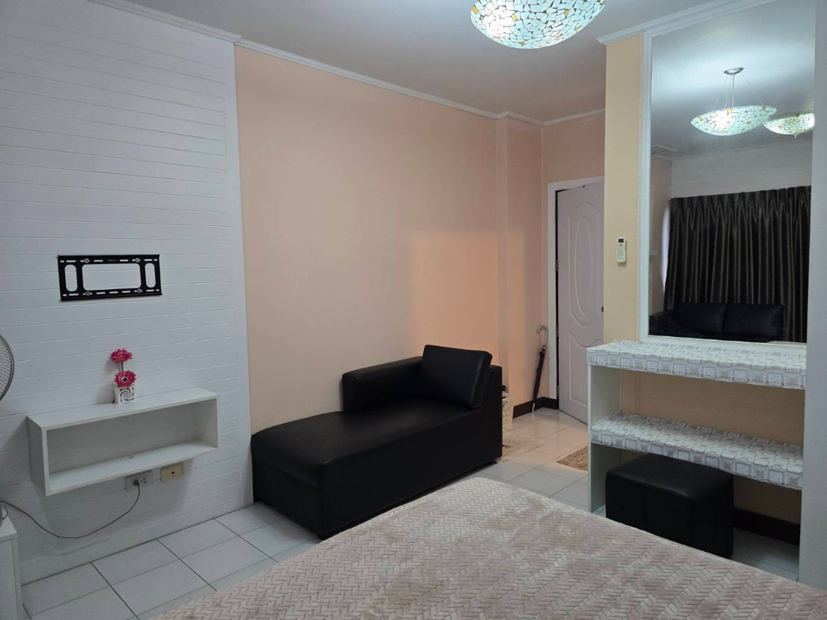picture Glory Place Condominium -Condo for Sale - 3/10