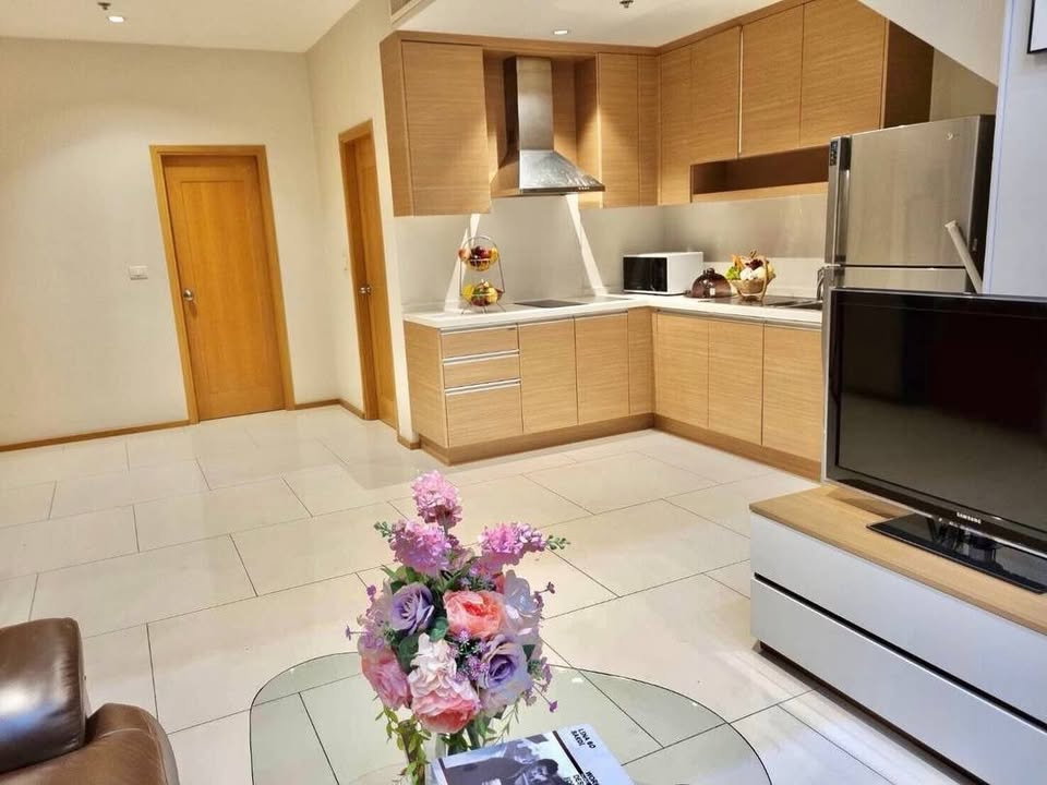 picture Condo for Rent at The Emporio Place (E6905003) - 14/14