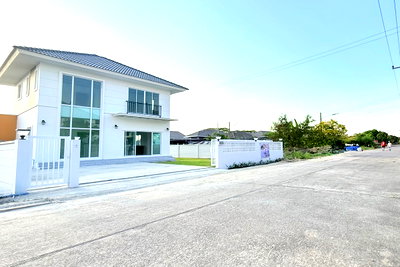 บ้านเดี่ยว สถาบันกันตนา : ขายบ้านสร้างใหม่ คลองโยง ศาลายา นครปฐม 61 ตรว. ใกล้ม.มหิดล ศาลายา