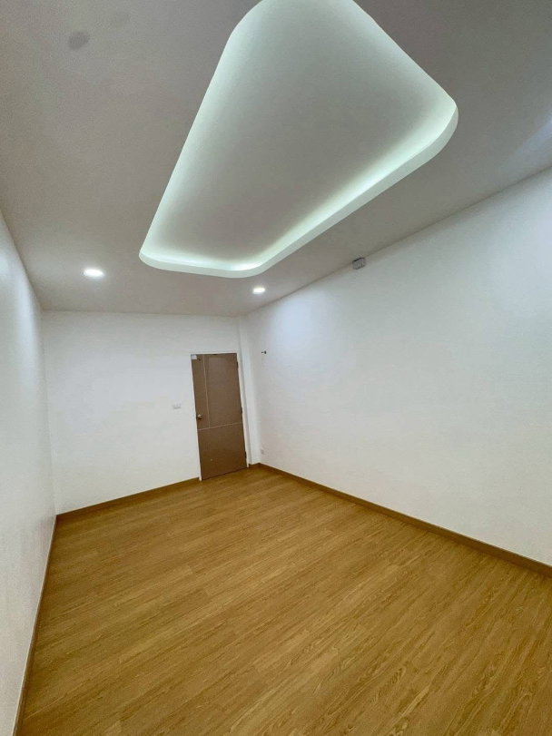 รูป ขายบ้านรีโนเวทในหมู่บ้านธีรพร เนื้อที่ 59 ตรว. 3 ห้องนอน2 ห้องน้ำ - รูปที่ 6/14