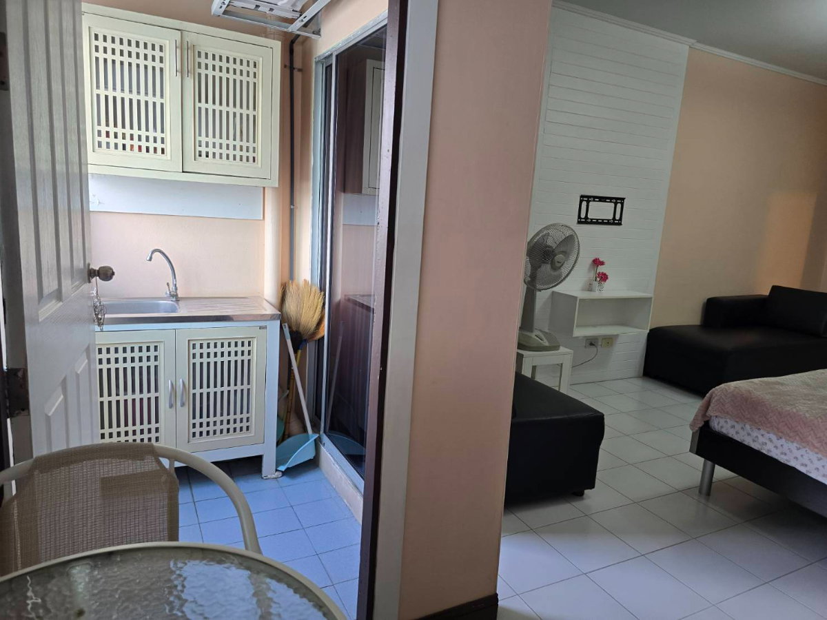 picture Glory Place Condominium -Condo for Sale - 6/10