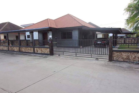 บ้านว่างให้เช่า หมู่บ้านพรสวรรค์ ท่ารั้ว สันปูเลย เชียงใหม่ (R1063) T.0946511456