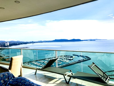 ขายคอนโด : Mövenpick White Sand Beach Penthouse for Sale Sea View