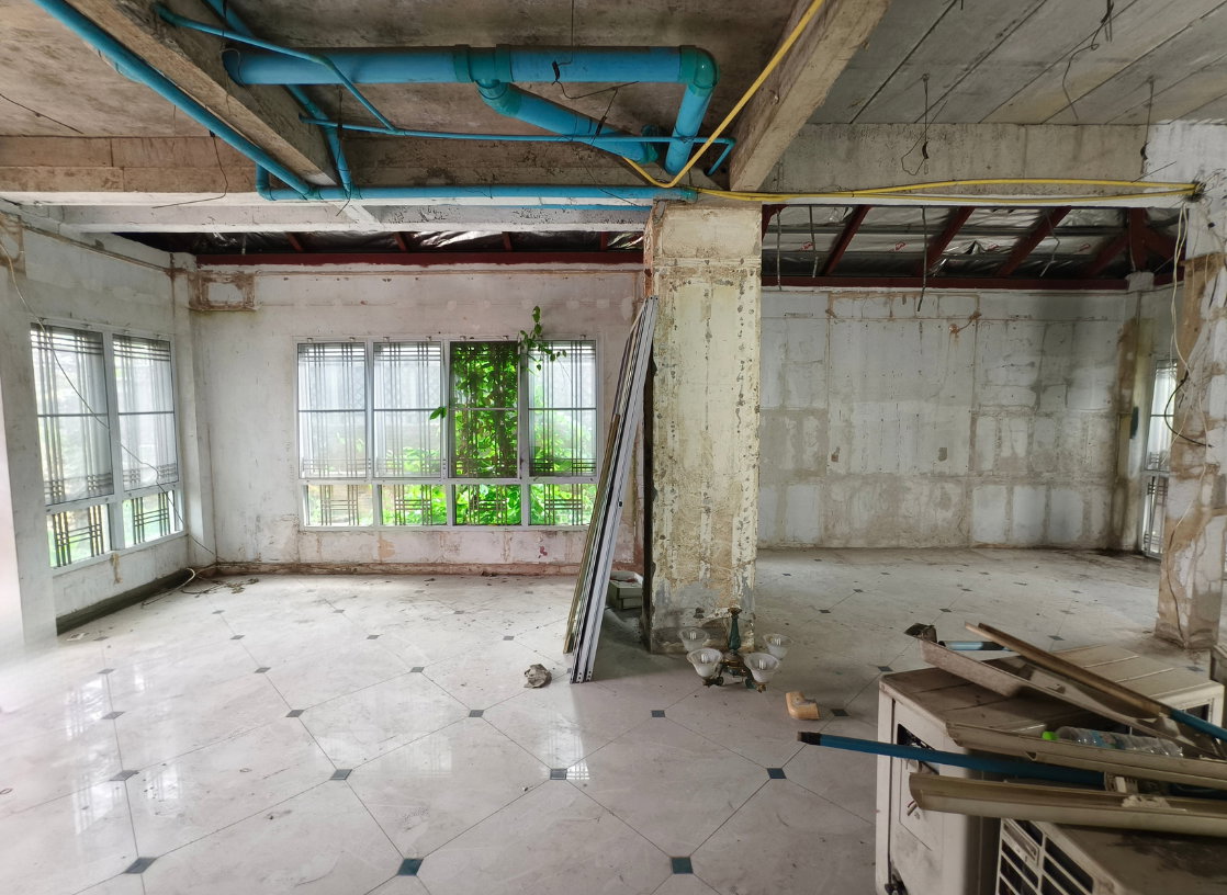 รูป ขาย บ้านเดี่ยว(ต้องรีโนเวทใหม่) หมู่บ้านชวนชื่น ลาดพร้าว เข้า-ออกได้ทั้งเกษตรนวมินทร์และเลียบทางด่วนรามอินทรา 50 ตร.ว. 3ห้องนอน 3ห้องน้ำ - รูปที่ 4/14