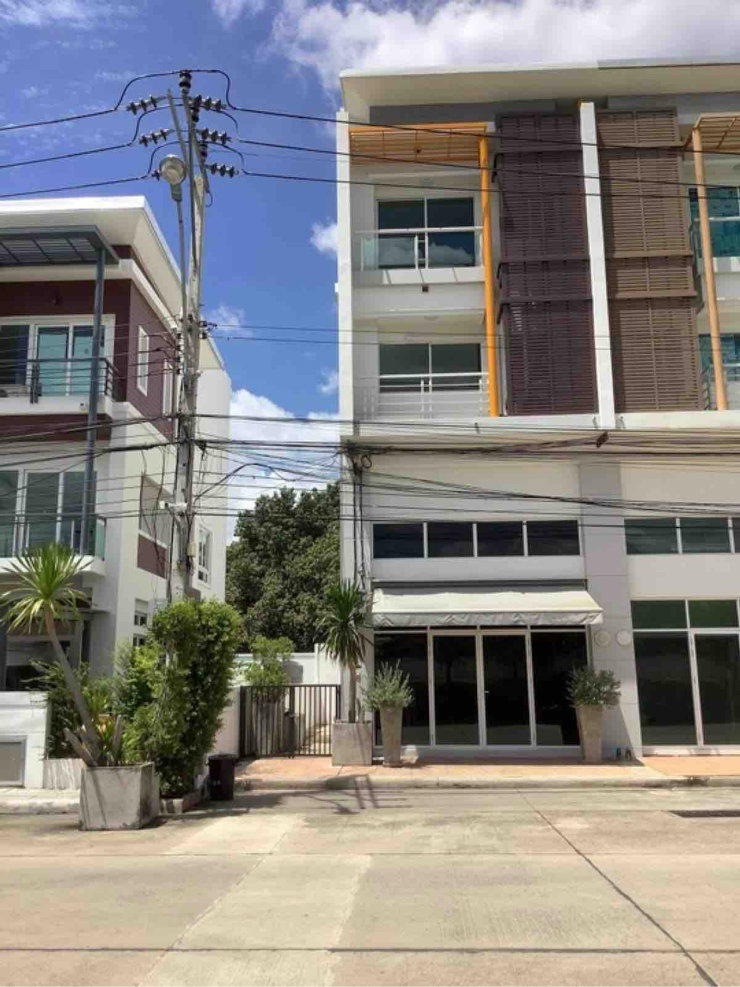 Home office for rent : (For Rent) > Home office 3 floor near DonMuang Airport // MRT//near Harrow International School