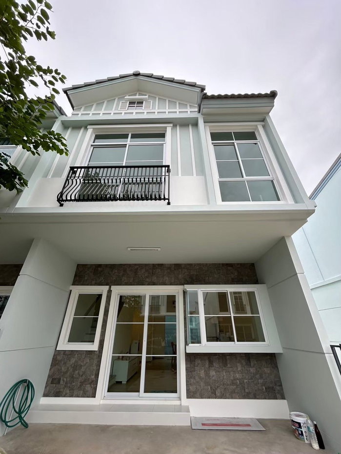 รูป ให้เช่าทาวน์โฮม Villaggio 2 ศรีนครินทร์-บางนา หลังริม สไตล์มินิมอล ใกล้ Mega Bangna (Rt-01) - รูปที่ 2/10