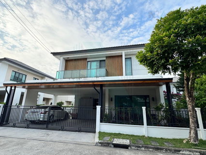 For Sell House CENTRO WONGWAEN-CHATUCHOT 2-story 4 bedroom 5 bathroom