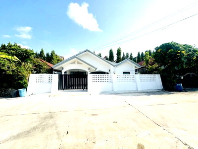 บ้านเดี่ยว พิพิธภัณฑ์ยางพารา  : House for Sale Khao Noi East Pattaya Fully Furnished