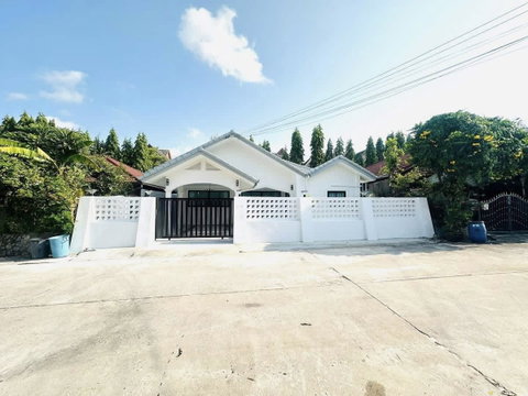 House for Sale Khao Noi East Pattaya Fully Furnished