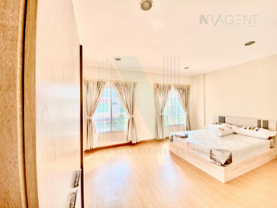 รูป ขายทาวน์เฮาส์ โครงการ บ้านกลางเมือง เออร์บาเนี่ยน พระราม9 - วงแหวน 3 ชั้น 3 ห้องนอน 3 ห้องน้ำ - รูปที่ 7/8