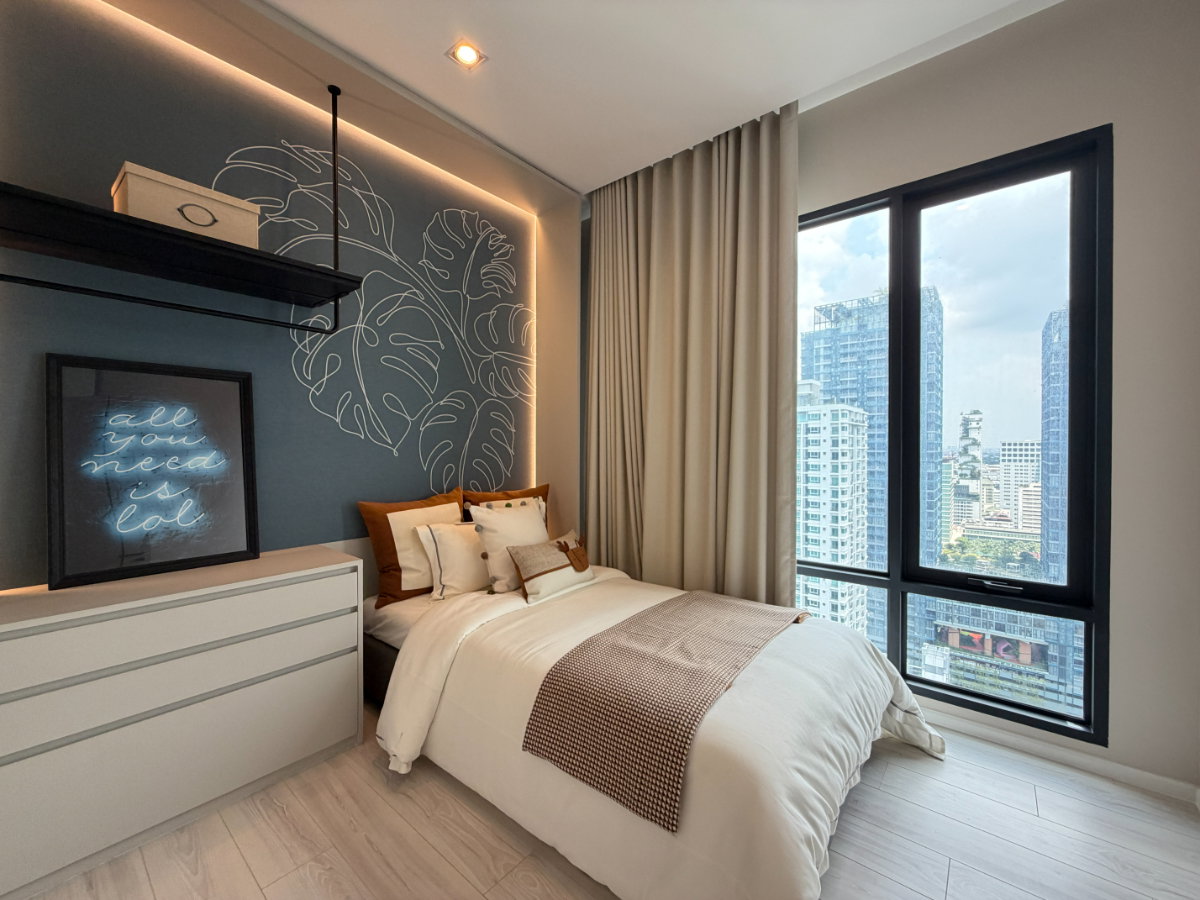 รูป ห้องหน้ากว้าง โปร่งโล่ง อยู่สบายกว่า พร้อมข้อเสนอพิเศษฟรีวันโอน + ฟรีเฟอร์นิเจอร์ - รูปที่ 9/14