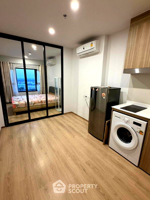 Condos for sale : Well-Priced 1-BR Condo, LIFE Rama 4 - Asoke, 21st-Floor Near MRT Queen Sirikit (ID 2848405)