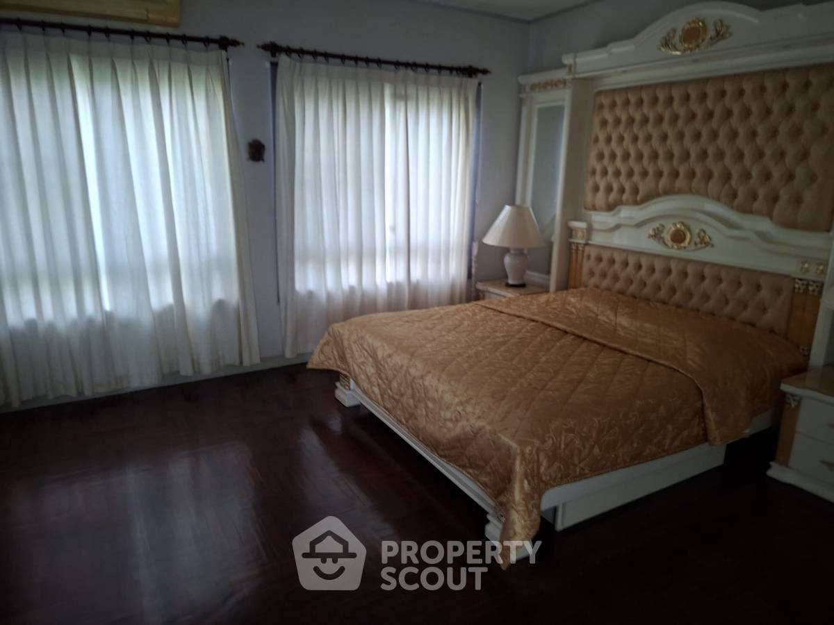 รูป คอนโด 4 ห้องนอน 323 ตร.ม. พร้อมเลี้ยงสัตว์ได้ โครงการบ้านสมประสงค์ ใกล้นาจอมเทียน (ID 2859320) - รูปที่ 22/29
