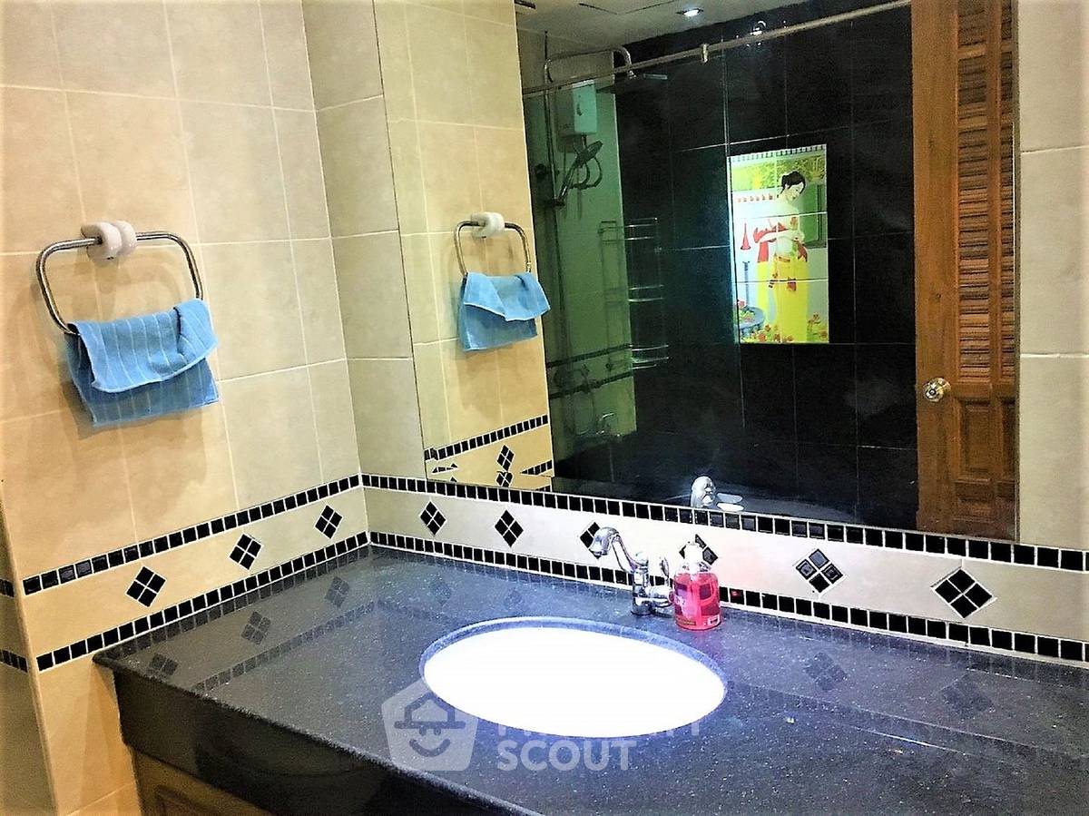 รูป คอนโด 2 ห้องนอน โครงการ Royal Hill Resort Condominium ใกล้พัทยาใต้ (ID 1229266) - รูปที่ 12/16