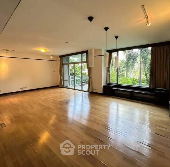รูป คอนโด 3 ห้องนอน 178 ตร.ม. ขาย ที่ All Seasons Mansion ใกล้ BTS เพลินจิต 300 ม. (ID 2866724) - รูปที่ 3/20