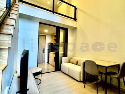Condos for rent : ▚ LI211ツ FOR RENT: FLO by Sansiri ✨ 1BR DUPLEX (Loft) High Floor, Brand New Building, Fully Furnished 🏙️