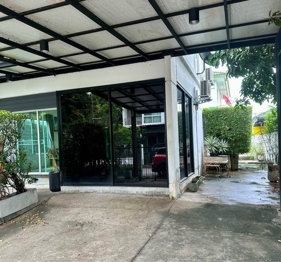 รูป 🔥 ขาย บ้านเดี่ยวสไตล์โมเดิร์น Inizio Rangsit Klong 3 อินิซิโอ รังสิต คลอง 3 🌳 สภาพดี เพื่อนบ้านน่ารัก ใกล้แหล่งชุมชน เดินทางสะดวก - รูปที่ 8/9