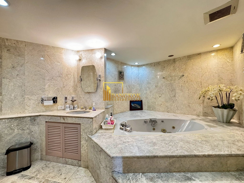 รูป Supakarn Condo | Elegant 3 Bedroom Riverside Condo For Sale - BR60587CD - รูปที่ 38/48