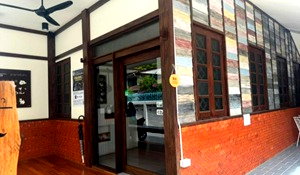 บ้านเดี่ยว ดิ เอ็มควอเทียร์ : ขายบ้านเดี่ยว (เนื้อที่ 91 ตารางวา)  สุขุมวิท ซอย 65  เขตวัฒนา กทม.