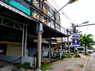 Shophouses for sale Save one Go Srisamarn : SHOP HOUSE 39 Sq.w. Muang Pathum Thani Pathumthani for 3.3M