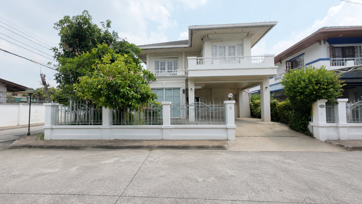 picture Baan Suan Phutthamonthon Sai 1, detached corner unit, fully furnished, ready to move in. - 2/34