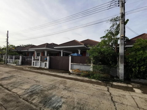 บ้านแฝด 37.5 ตร.วา รติรัตน์ ไทรน้อย ไทรน้อย นนทบุรี 1.6M
