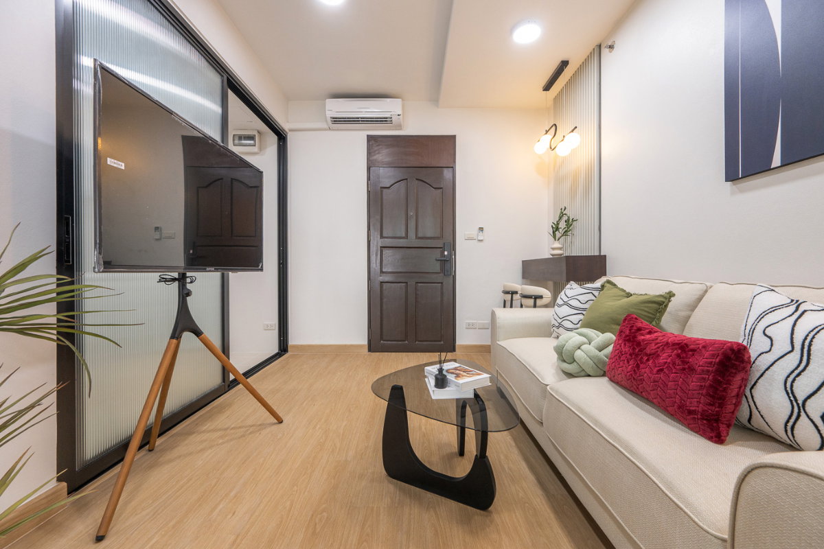 picture Sale :The zest Condominium🔥🔥 - 5/20