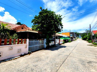ทาวน์โฮม เมืองระยอง ระยอง : ทาวน์เฮ้าส์ 36 ตร.วา บ้านแพรวดาว ระยอง เมืองระยอง ระยอง 1.5M