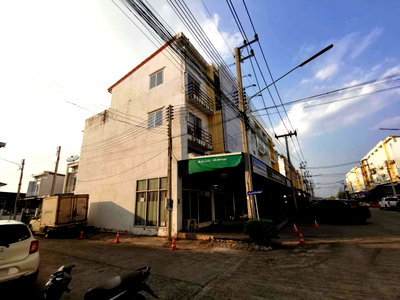 Shophouses for sale Thanyaburi Road : SHOP HOUSE 16 Sq.w. Thanyaburi Pathumthani for 2.2M