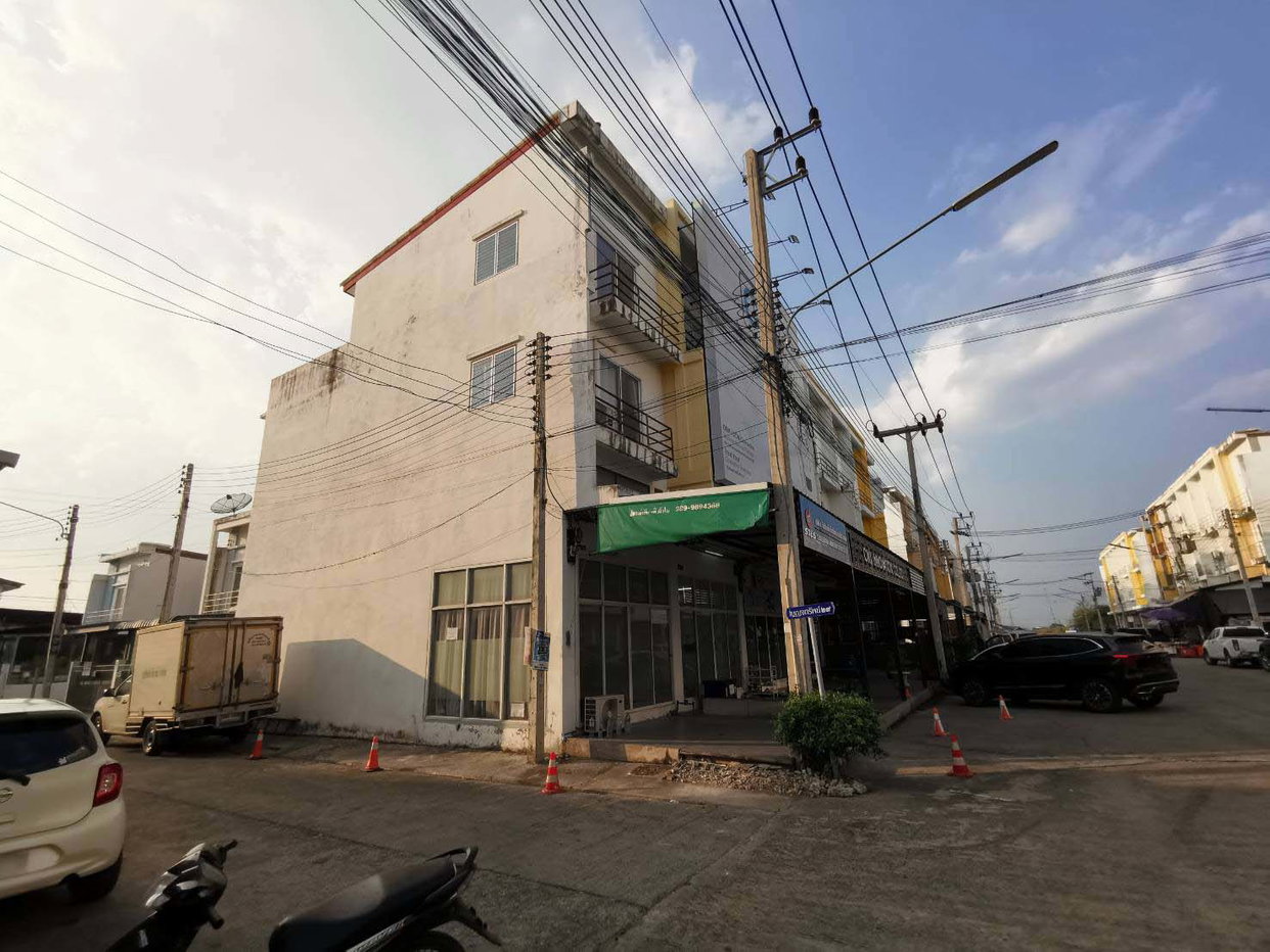 picture SHOP HOUSE 16 Sq.w. Thanyaburi Pathumthani for 2.2M - 1/3