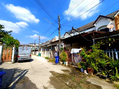 Townhouses for sale บิ๊กซี พิษณุโลก : TOWN HOUSE 30.1 Sq.w. Muang Phitsanulok Phitsanulok for 898,000