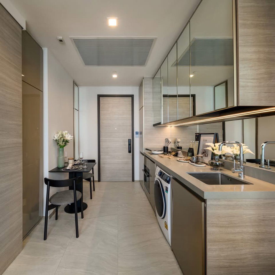 picture The Crest Park Residences - 10/12