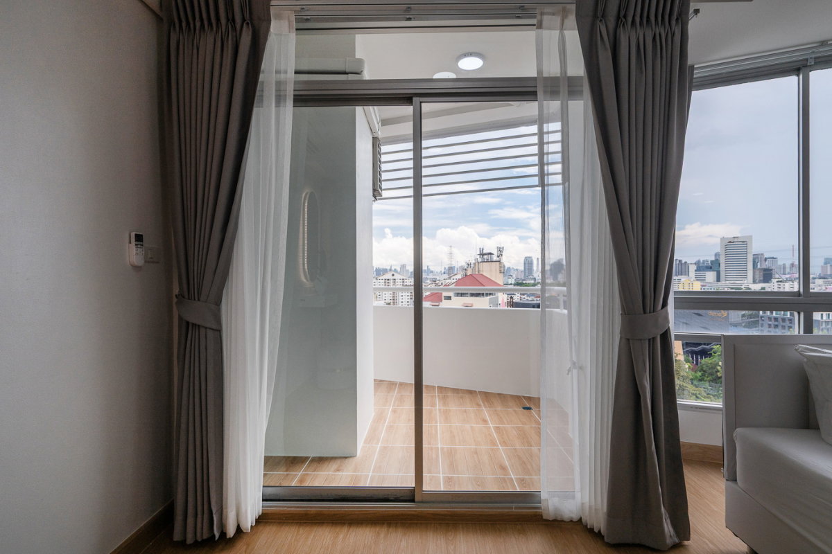 picture Sale :The zest Condominium🔥🔥 - 18/20