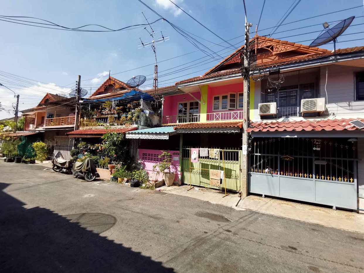 รูป ทาวน์เฮ้าส์ 24 ตร.วา พฤกษา 3 บางบัวทอง บางบัวทอง นนทบุรี 1.3M - รูปที่ 2/3