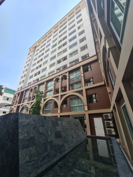 CONDO 31.1 Sq.m. Bang Phlat Bangkok for 2.1M
