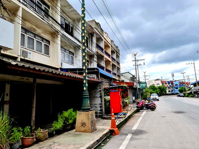 Shophouses for sale Muang Samut Sakhon Samut Sakhon : SHOP HOUSE 30.2 Sq.w. Muang Samut Sakhon Samut Sakhon for 2.6M