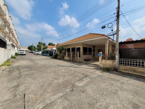 HOME 53.6 Sq.w. Pluak Daeng Rayong for 2.3M