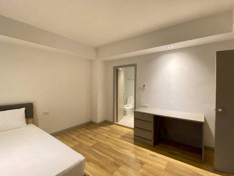 LTH15275 -✨🐶 Refined Living with Your Pet | Spacious Condo near BTS Asoke | 85K