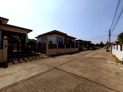 Houses for sale : HOME 64.8 Sq.w. Muang Uttaradit Uttaradit for 1.8M