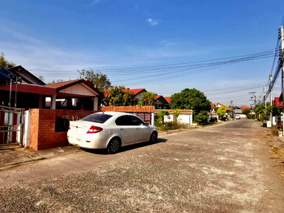Houses for sale : HOME 79.6 Sq.w. Muang Surin Surin for 1.8M
