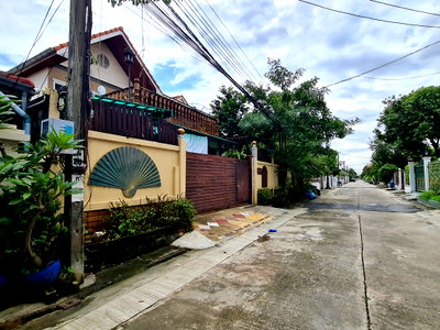 Houses for sale : HOME 96 Sq.w. Thawi Watthana Bangkok for 5.4M