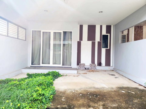 TOWN HOUSE 22 Sq.w. Thanyaburi Pathumthani for 1.9M
