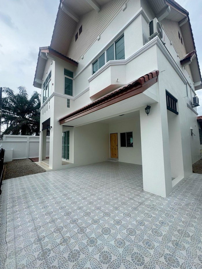 รูป AP16spoy📍 บ้านให้เช่า J-Park ศรีราชา แกรนด์พาร์ควิลล์ Tel.099-690-3486 ,064-242-6068 - รูปที่ 2/18
