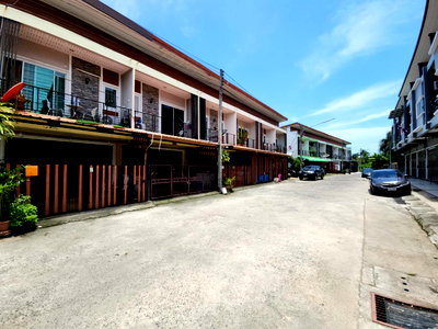 ทาวน์โฮม หาดใหญ่ สงขลา : ทาวน์เฮ้าส์ 22.5 ตร.วา คลองแห หาดใหญ่ หาดใหญ่ สงขลา 2.3M