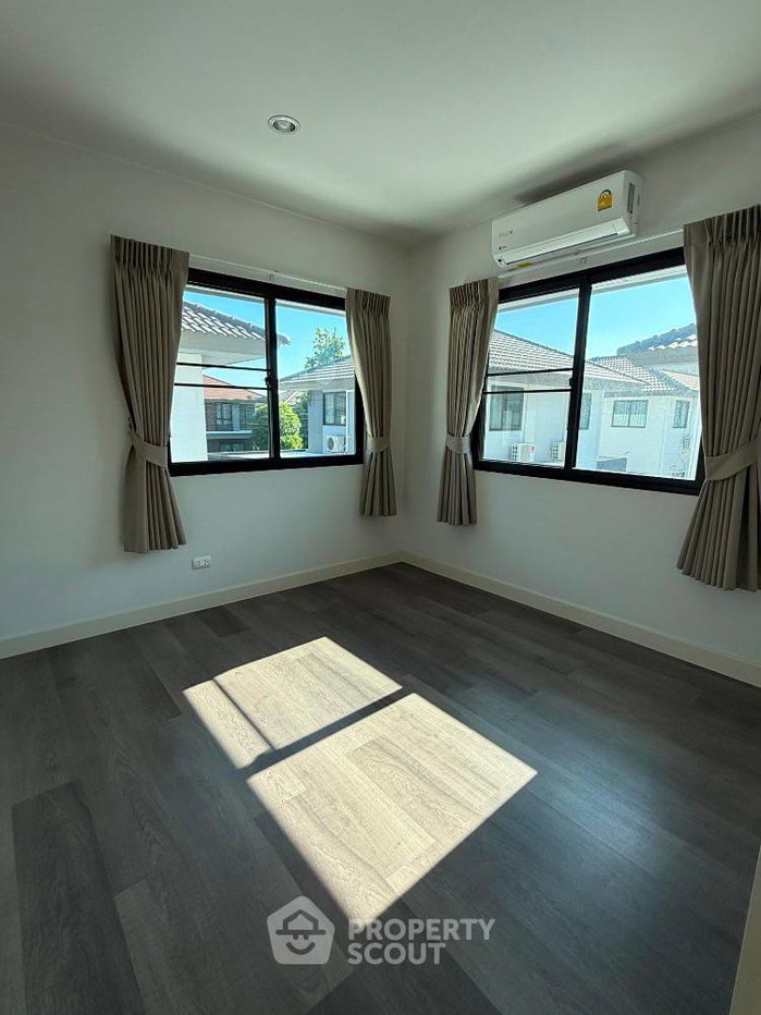 รูป บ้าน 4 ห้องนอน สำหรับขาย โครงการบุราสิริ บางนา ใกล้บางสะอทอง (ID 1987865) - รูปที่ 11/17