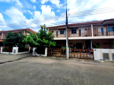 Townhouses for sale Phra Samut Jadee Samut Prakarn : TOWN HOUSE 25.5 Sq.w. Phra Samut Jadee Samut Prakarn for 1.9M