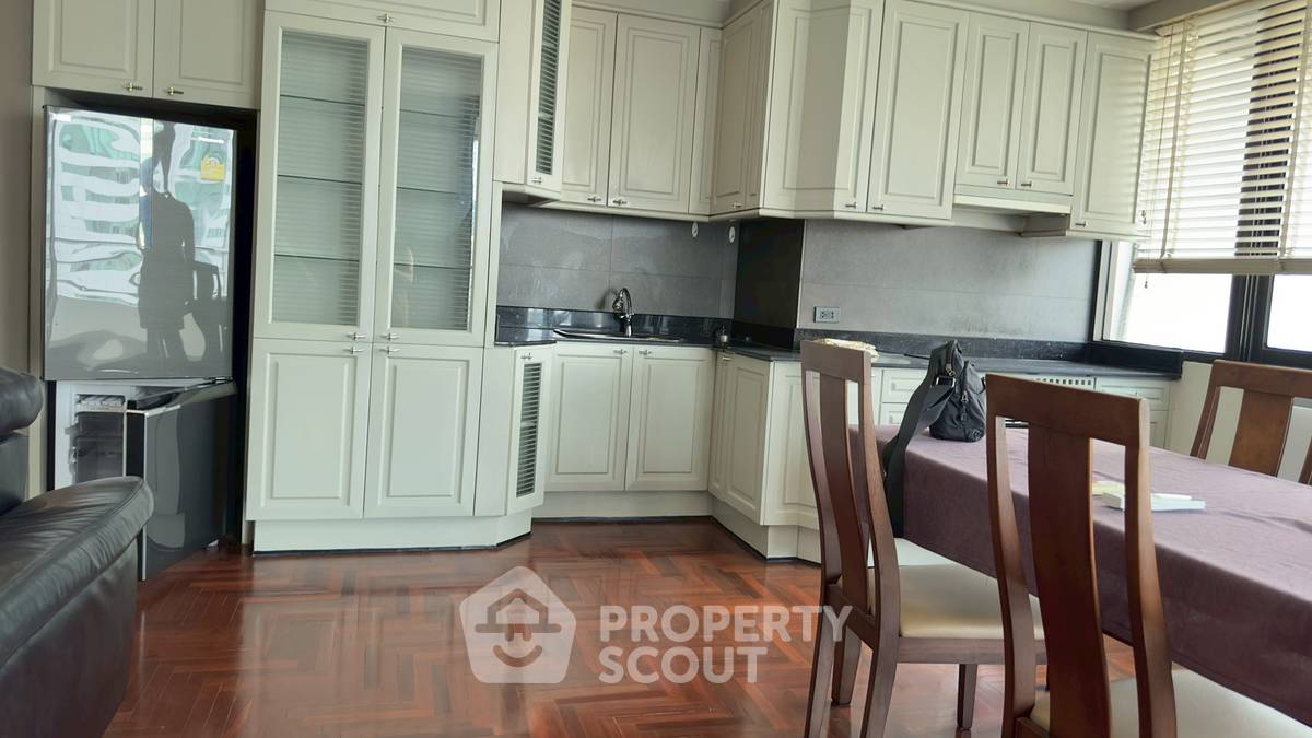 รูป คอนโด 2 ห้องนอน ขนาด 123 ตร.ม. ชั้น 21 Lake Avenue Sukhumvit 16 ใกล้ BTS อโศก (ID 2859955) - รูปที่ 17/18